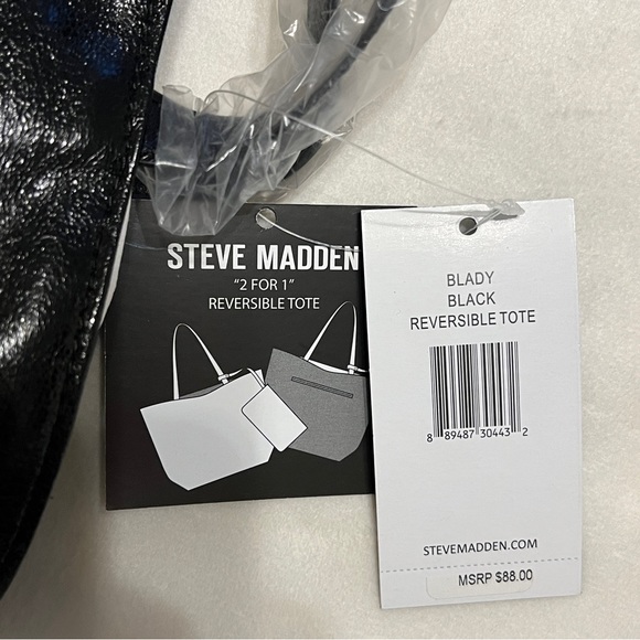 NWT Steve Madden Blady Black & Blue Reversible Floral Tote w/ Cosmetic Bag - Picture 4 of 6